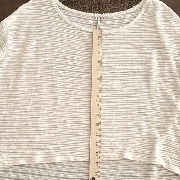 Guess white hi/lo long sleeve top - Picture 5 of 10